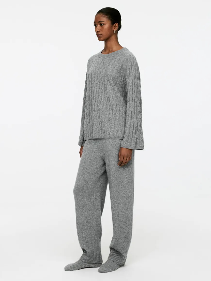Cashmere-Wool Cable-Knit Jumper