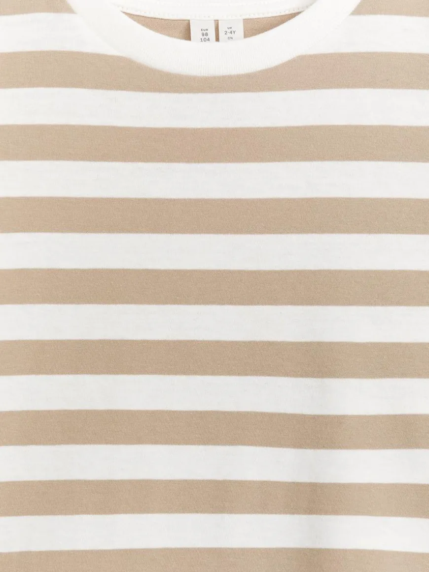 Oversized Long-Sleeved T-Shirt