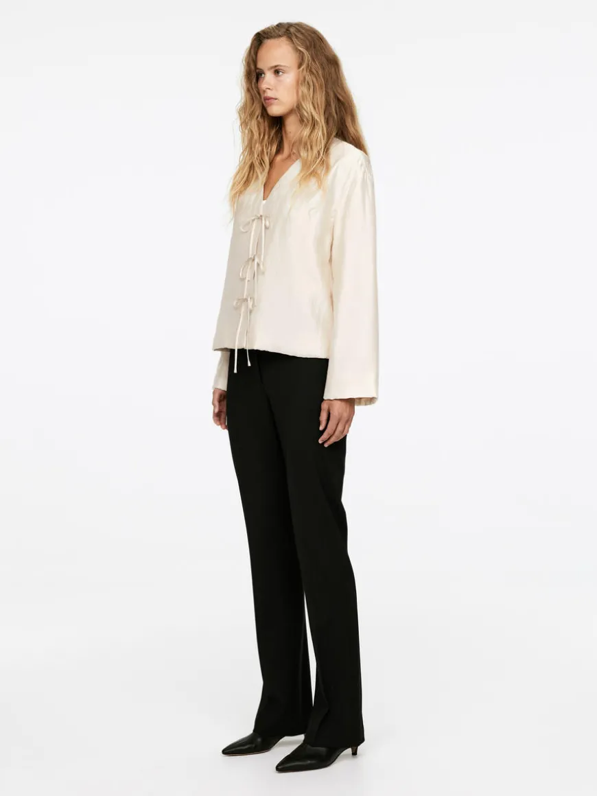 Padded Tie Top