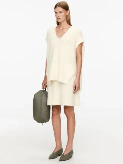 Reverse-Knit Vest