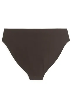 Seamless Briefs