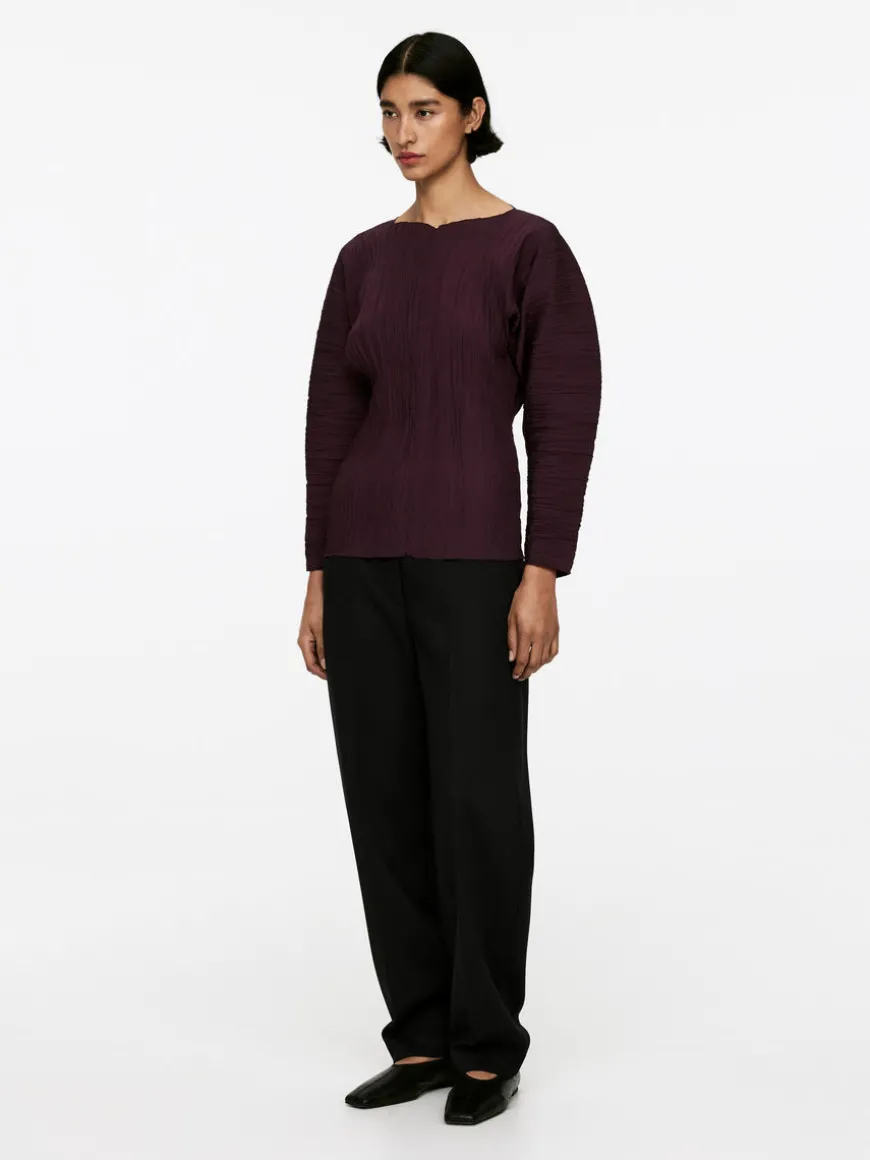 Volume-Sleeve Plissé Top
